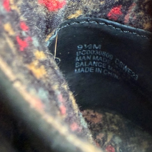 BOC Lydia Black Leather Ankle Booties - Picture 8 of 8